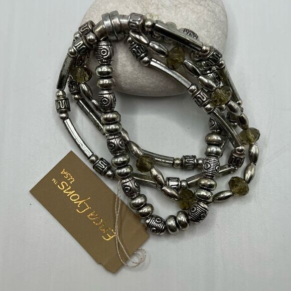 Erica Lyons Fashion Bracelet - Picture 3 of 5